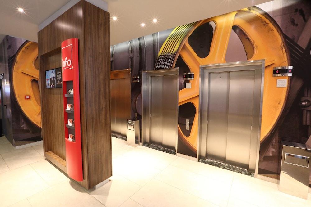 Ibis Buenos Aires Obelisco Hotel Exterior photo
