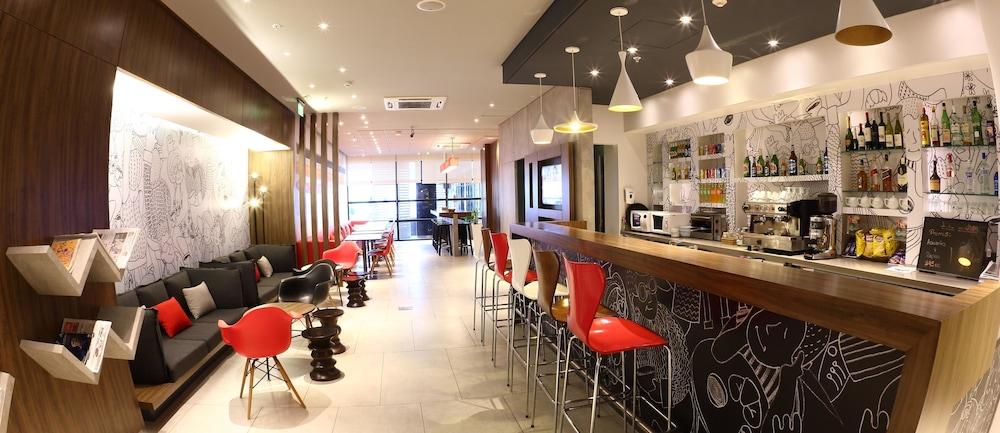 Ibis Buenos Aires Obelisco Hotel Exterior photo